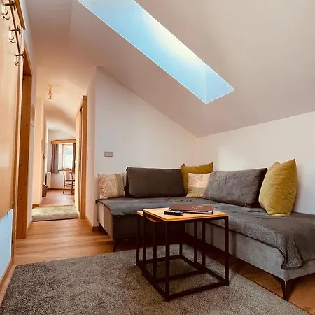 Haus Lena Apartment